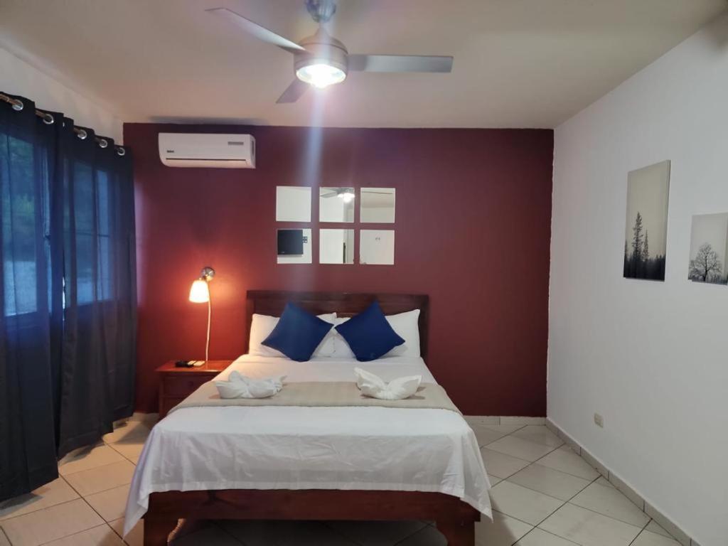 Hotel Sea Breeze Sosúa Buitenkant foto